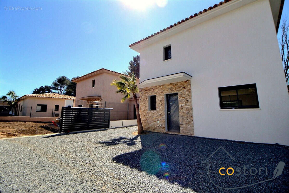 Maison à TRANS-EN-PROVENCE