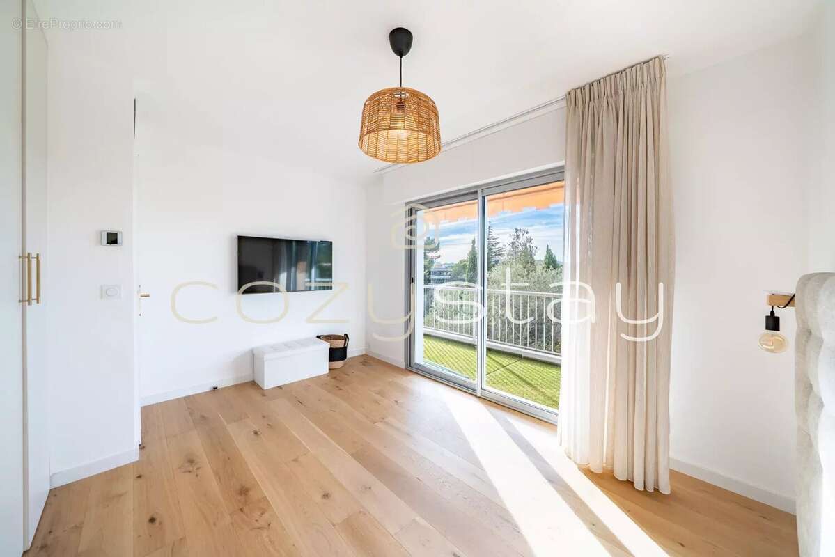 Appartement à LE CANNET