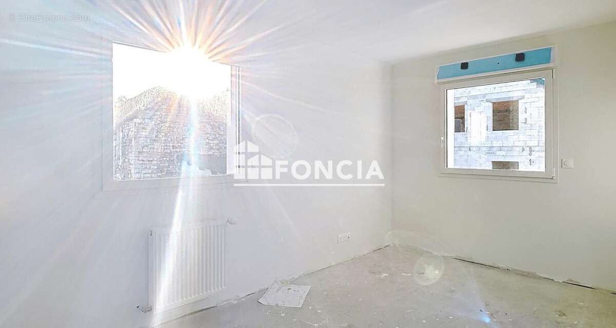 Maison à AMAYE-SUR-ORNE