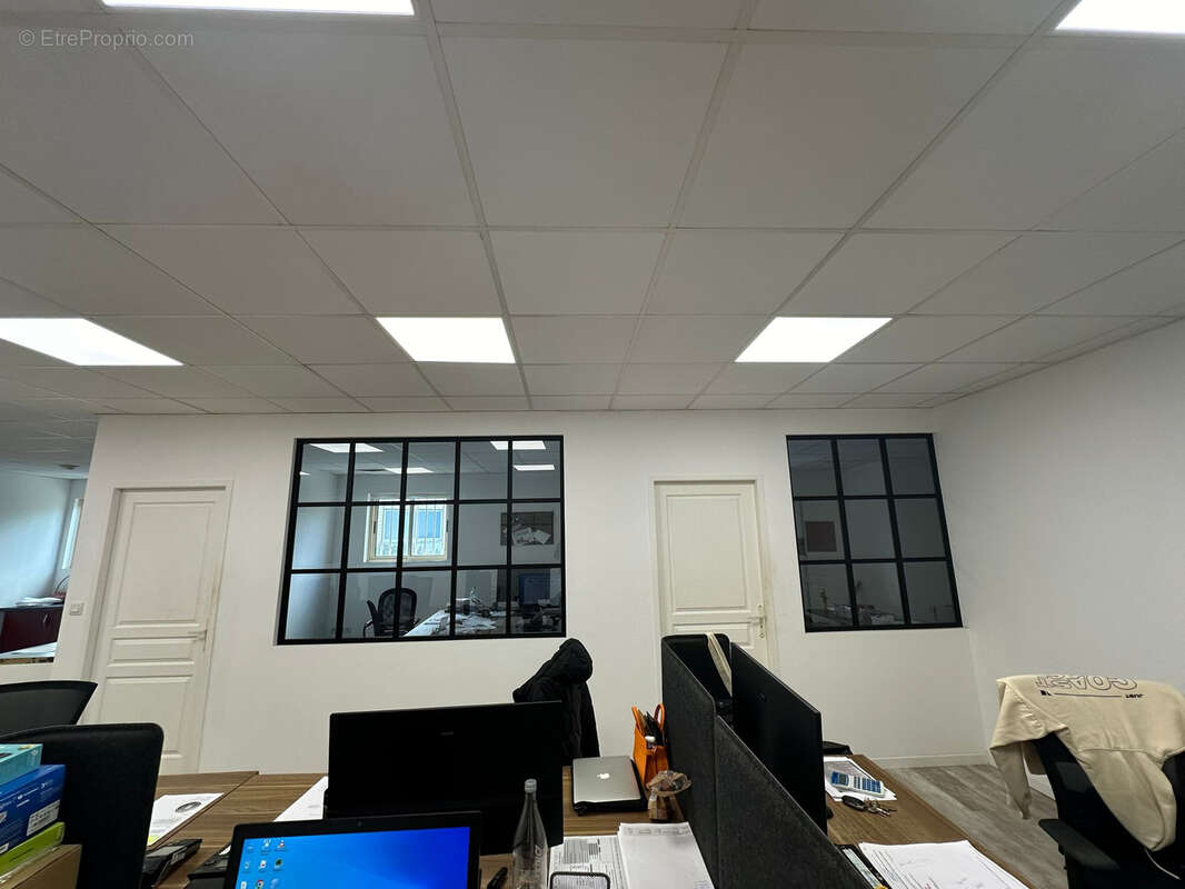 Commerce à BIGUGLIA