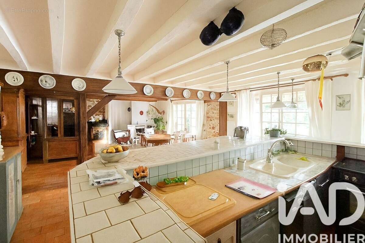 Maison 163 m² à Autheuil-Authouillet  - photo 2