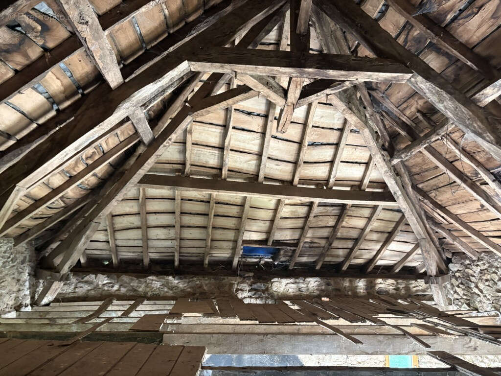 Maison à LAGRAULIERE