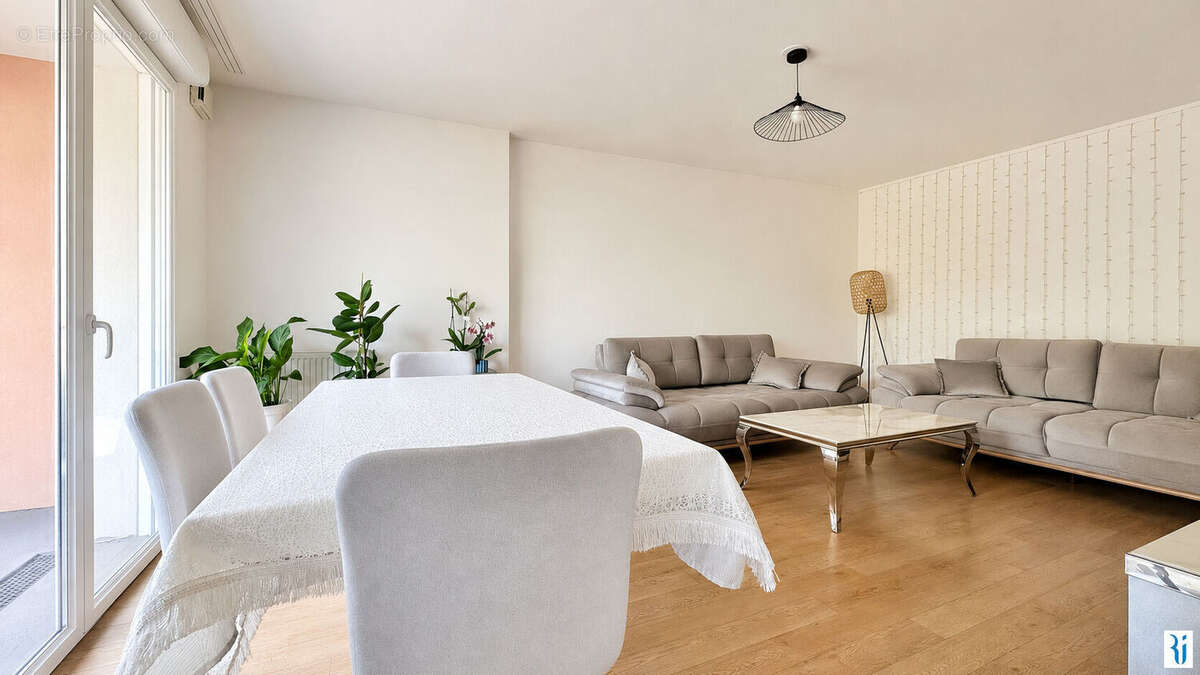 Appartement à LE PETIT-QUEVILLY