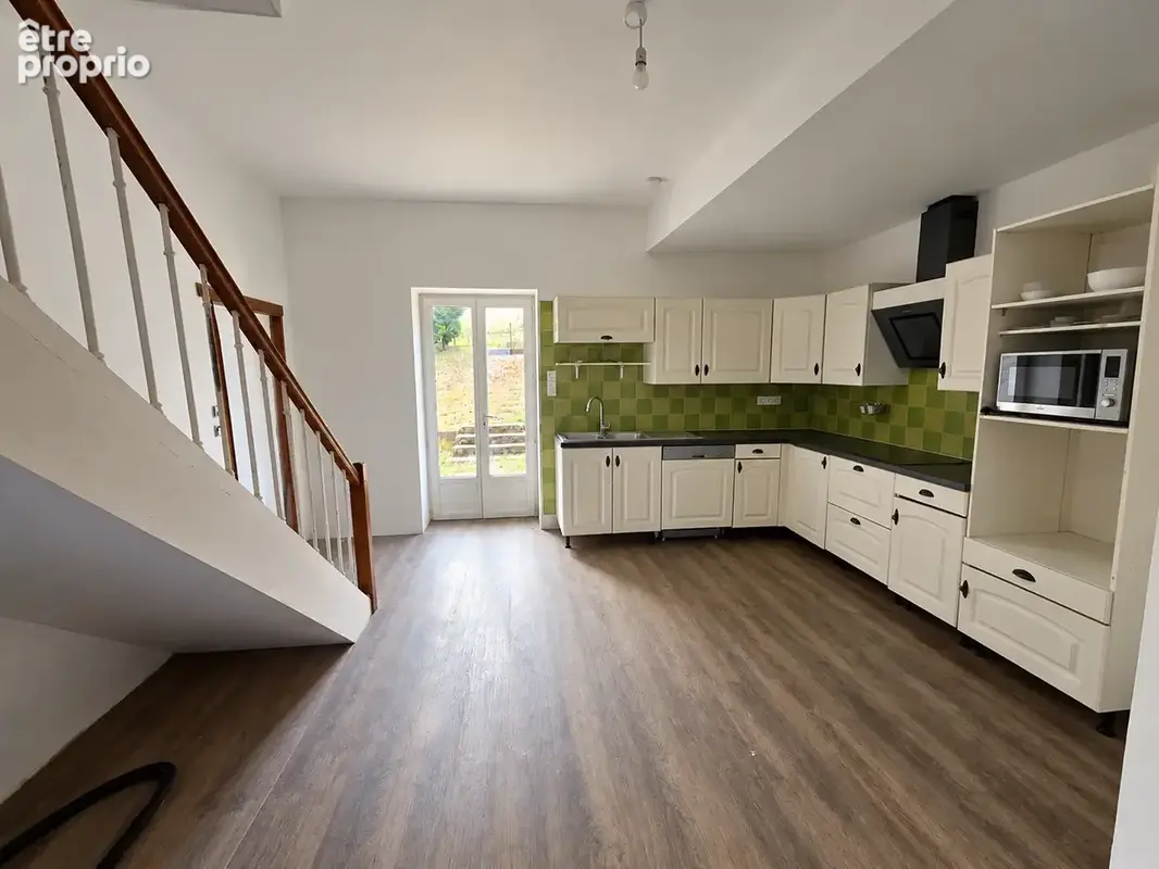 Maison 6 pièces 142 m² à vendre à Saint-Denis-Des-Murs (87400) - photo 3