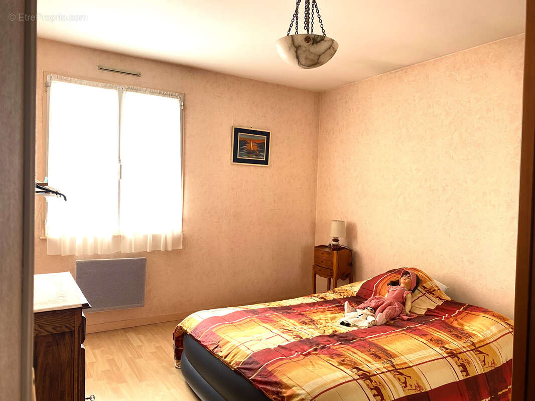 Maison à BAZOCHES-SUR-LE-BETZ