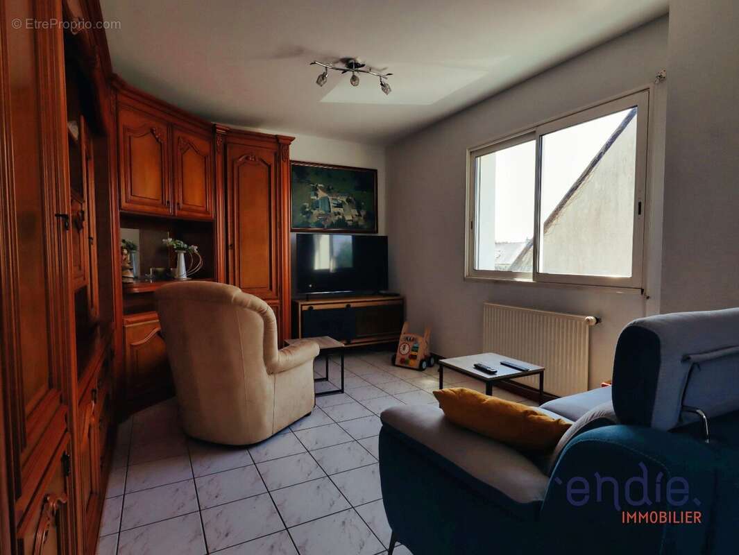 Maison familiale avec sous-sol complet  Proche du centre de Bubry - photo 7