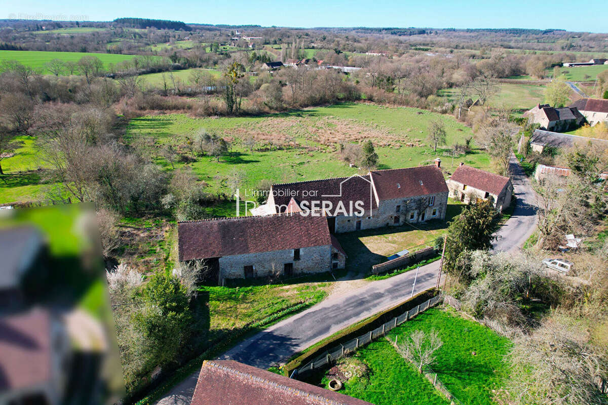 Maison à LE CERCUEIL