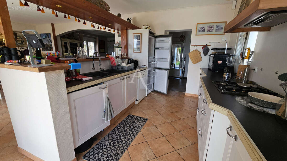 Maison à PORT-DES-BARQUES