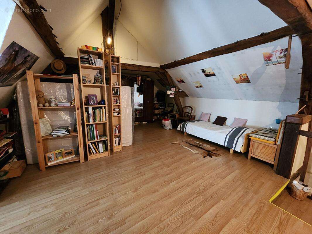 Maison à BEAULIEU-LES-LOCHES