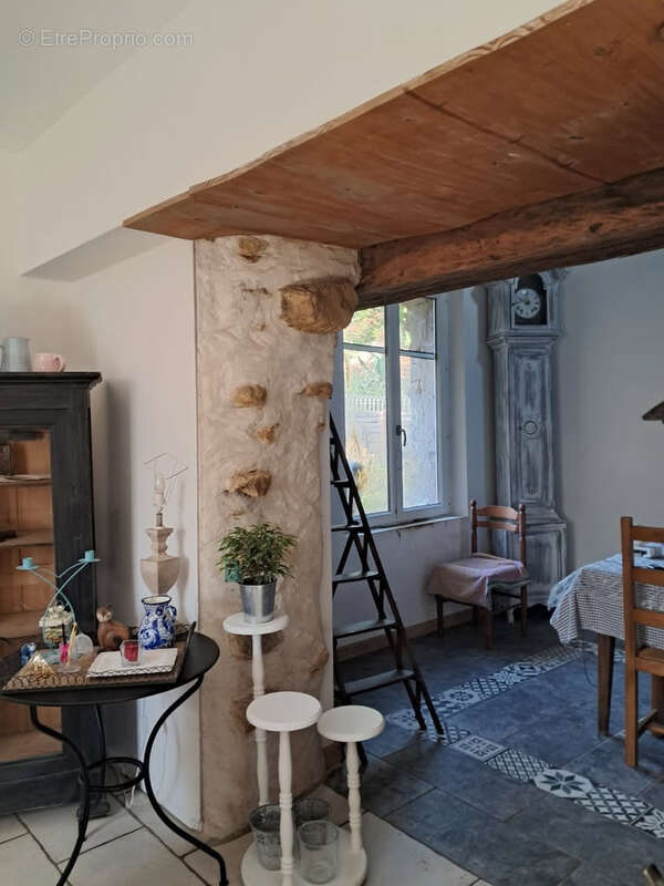 Maison à LE MENOUX