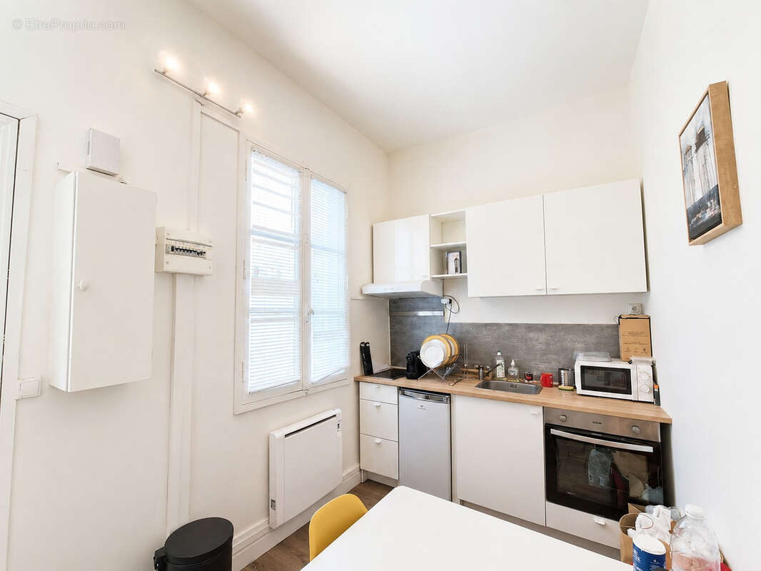 BORDEAUX ST JAMES - Beau T2 dans immeuble pierre - photo 3