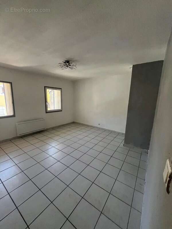 L'agence via immobilier vous propose :a gignac la nerthe  ra - photo 15