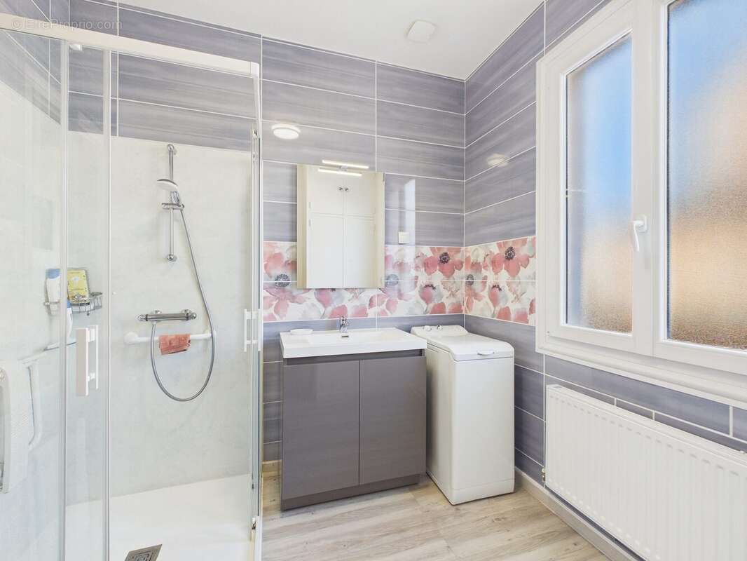 Maison à ROMILLY-SUR-SEINE