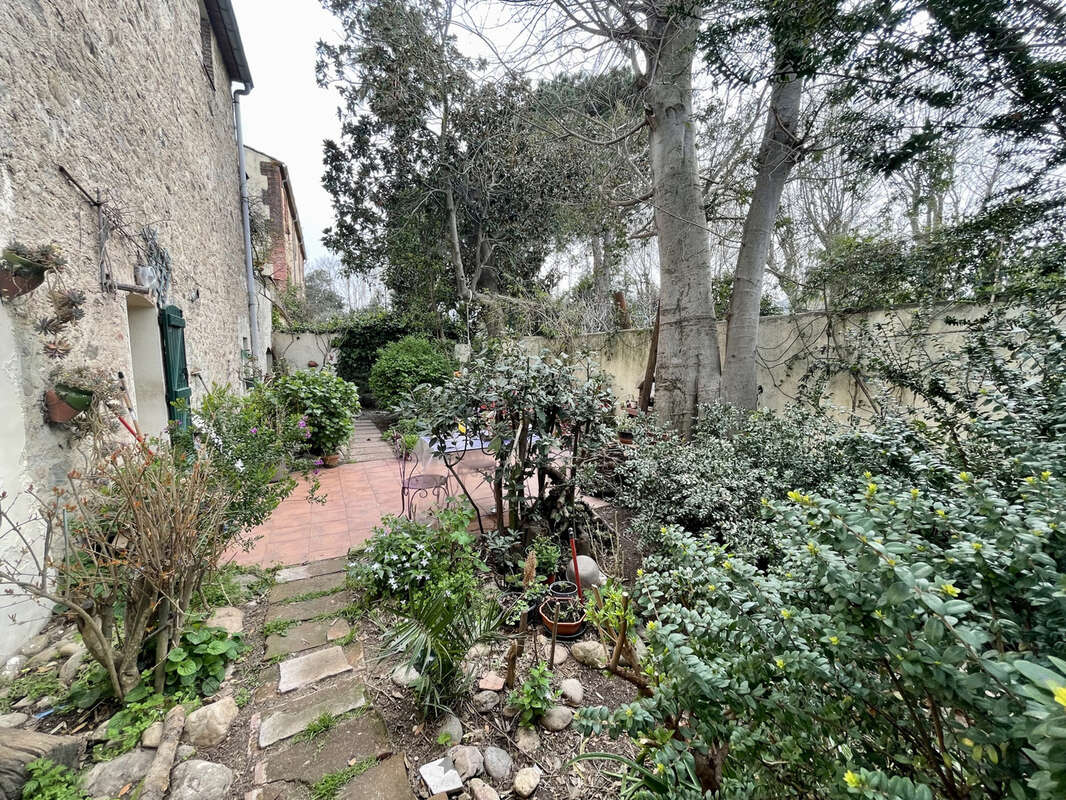 Maison à SAINT-GENIS-DES-FONTAINES