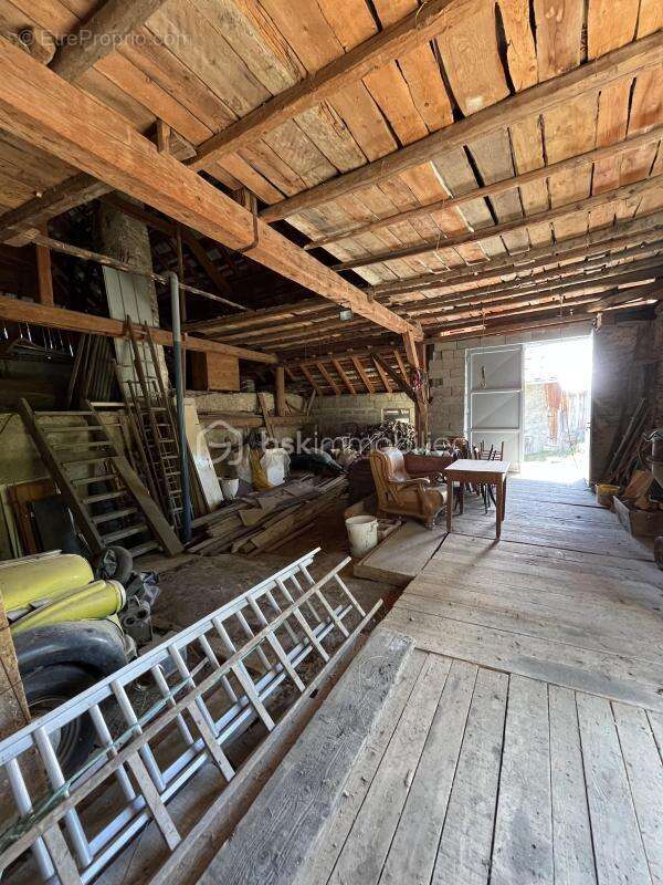 Authentique maison de montagne de caractère  Vue panoramique  Potentiel unique   Un bien rare à réinventer - photo 11