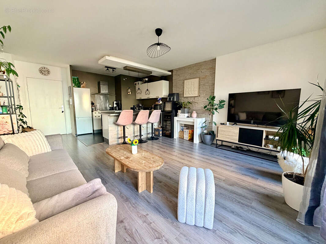 Appartement à NANTERRE