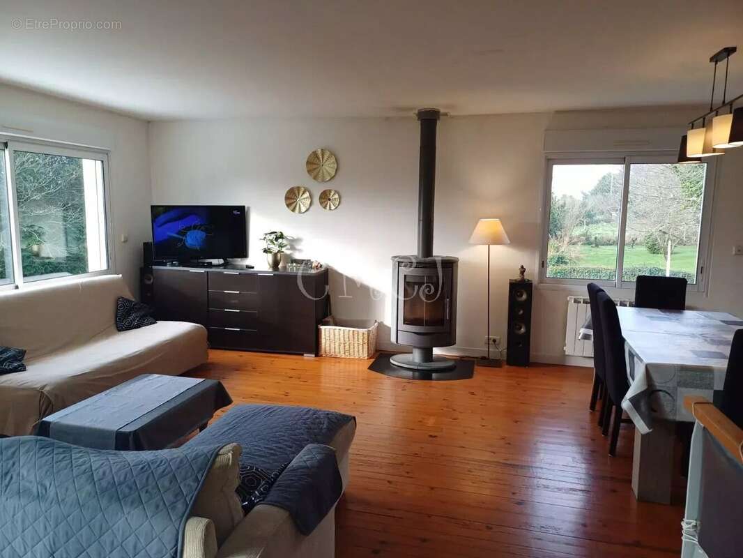 Maison à PLESTIN-LES-GREVES