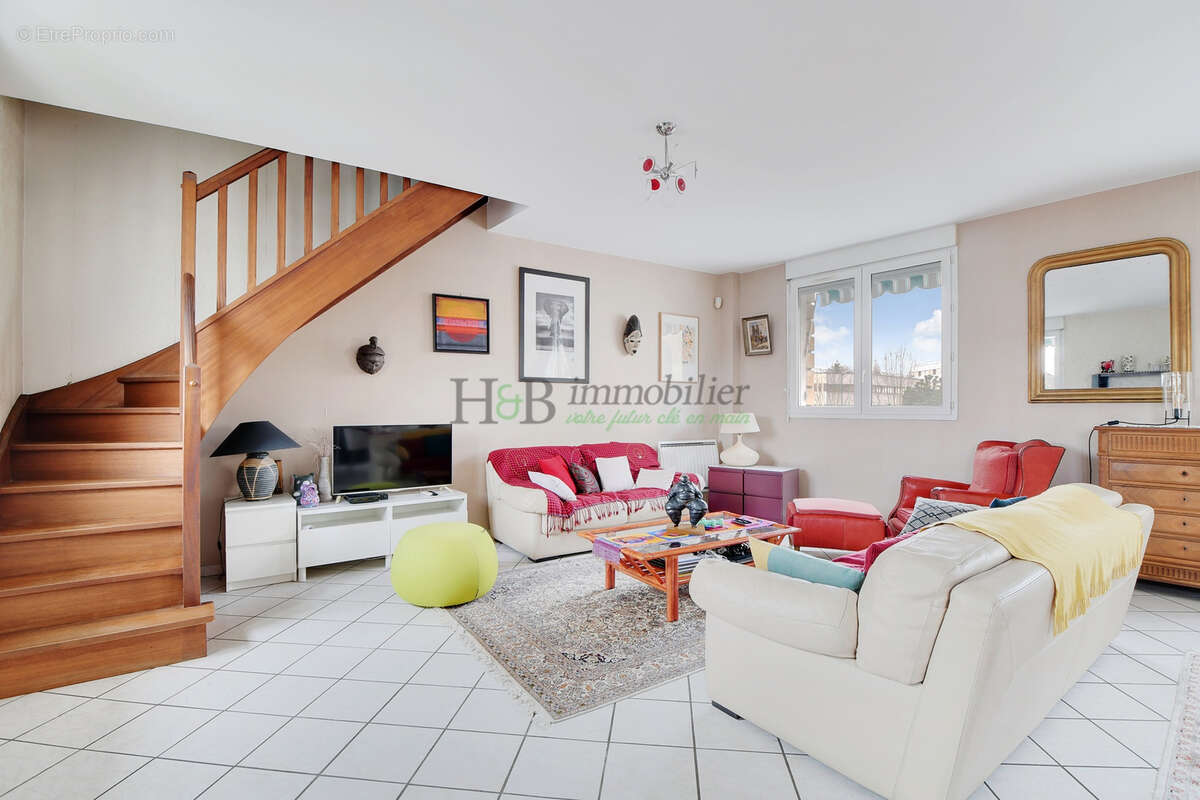 Appartement à MAISONS-ALFORT