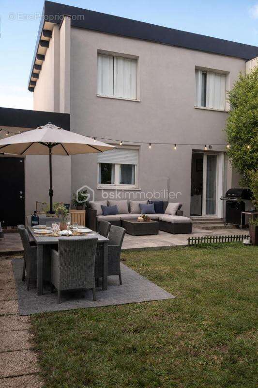 Maison 4 pièces avec jardin et garage - photo 12