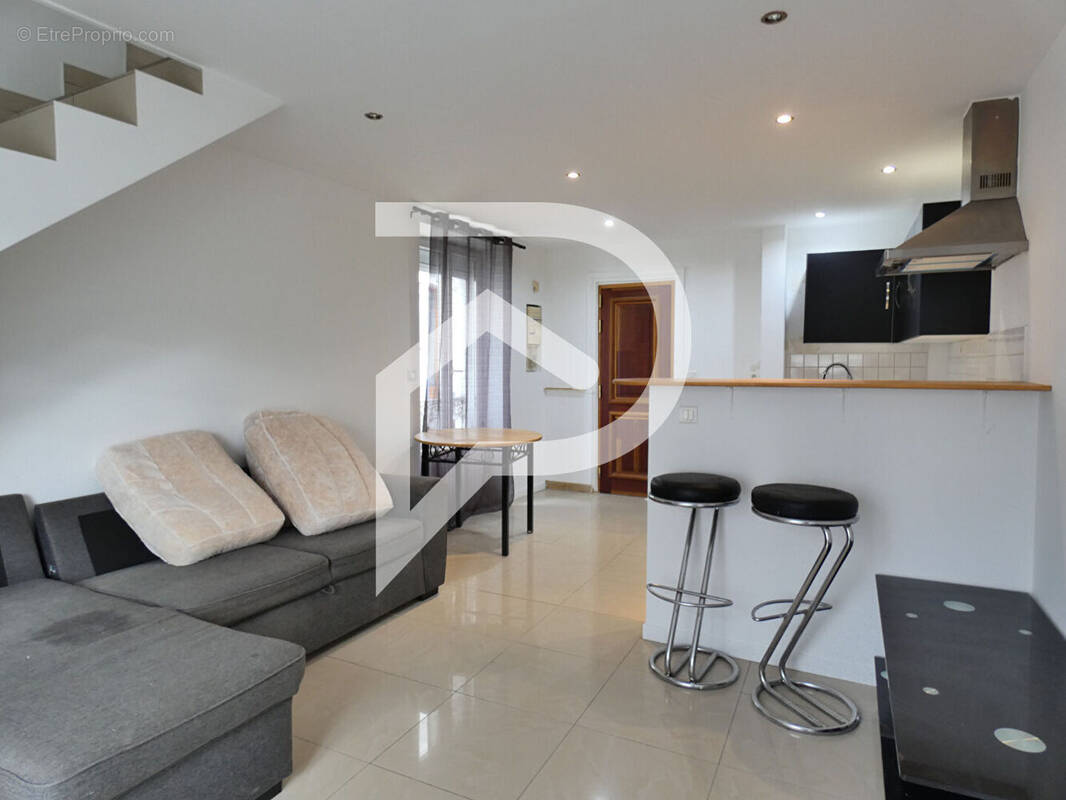 Appartement à CLAYE-SOUILLY