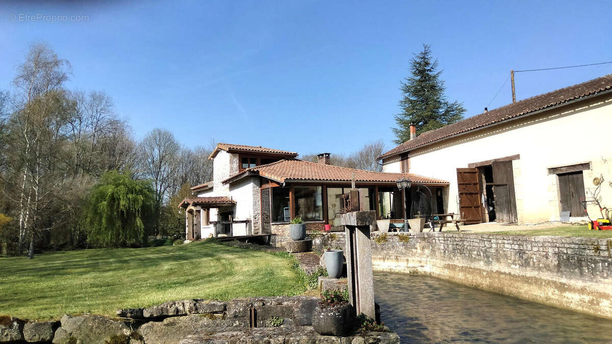 24 mars 2026 - Maison à SAINT-CLAUD