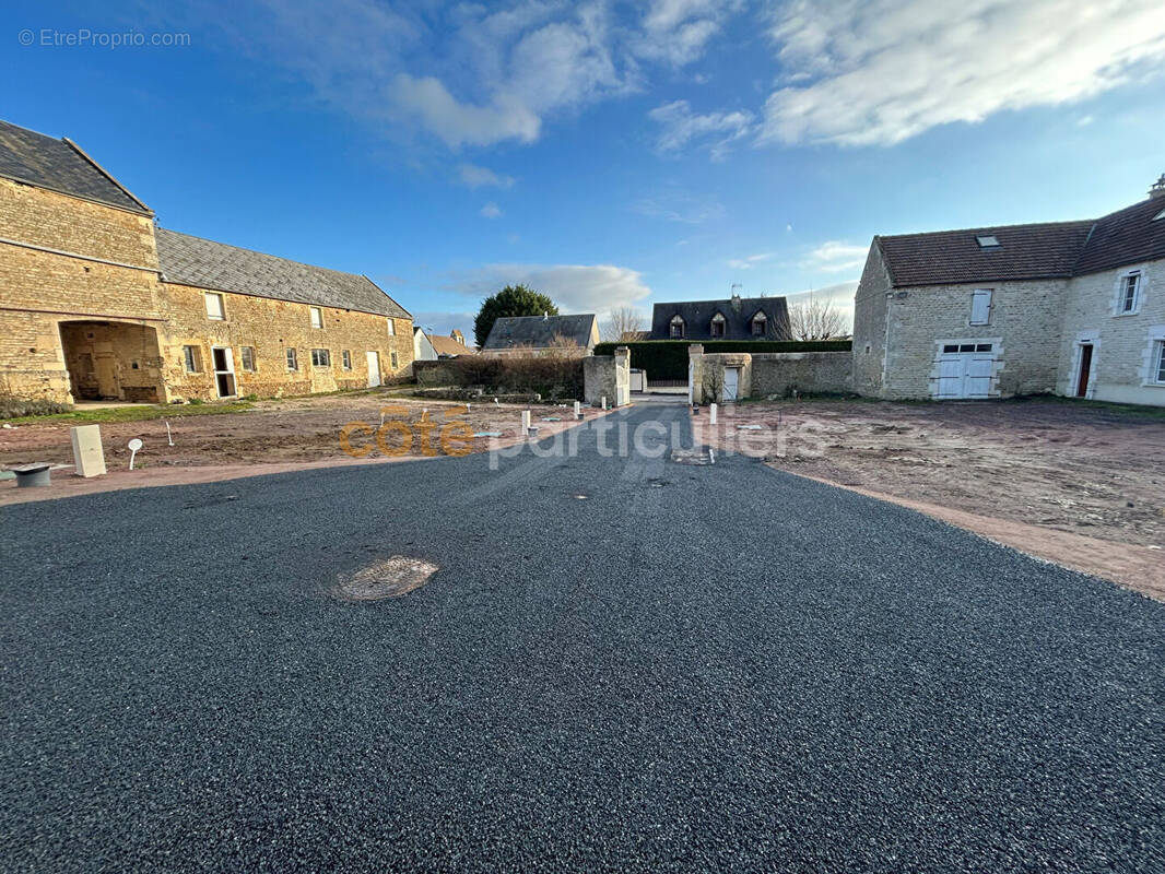 Maison à GRAINVILLE-SUR-ODON