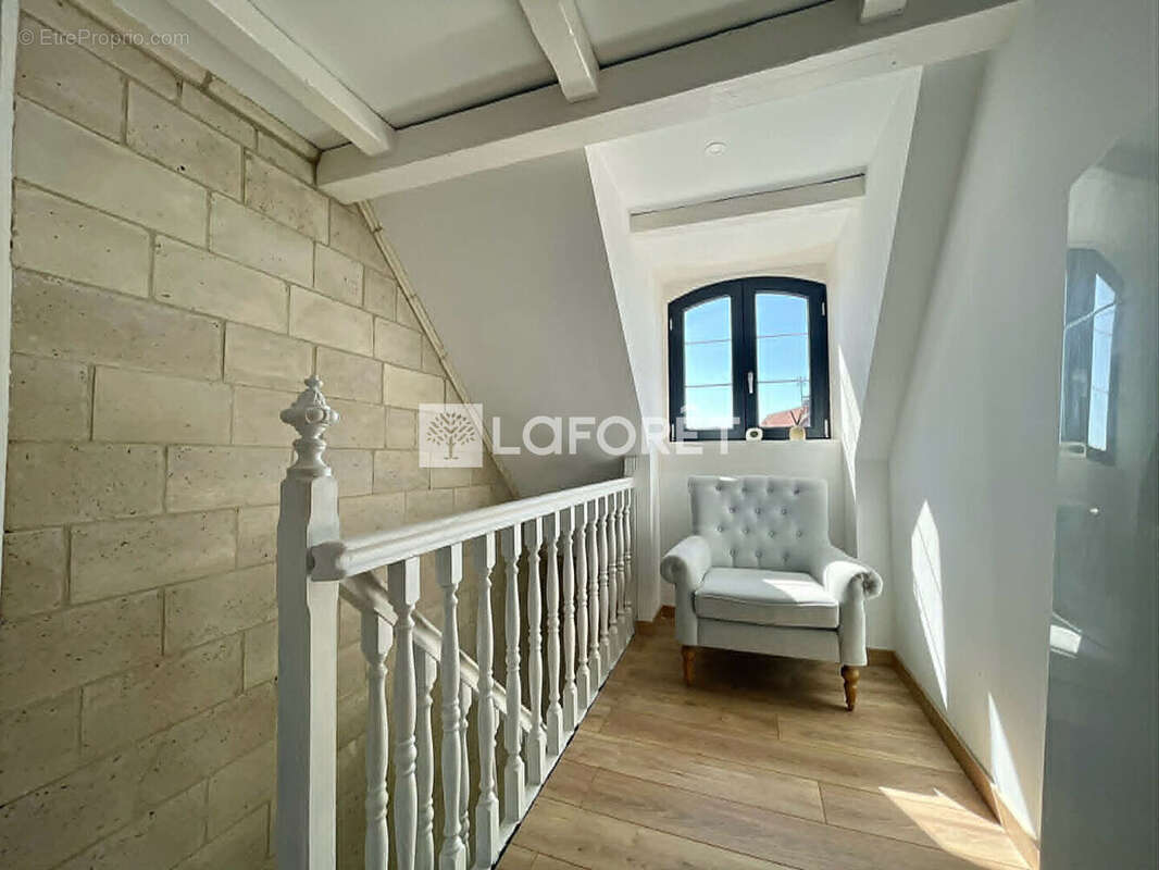 Maison à PETITE-FORET