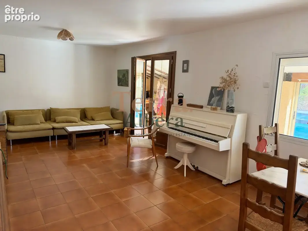 Laroque des Albères - Villa de plain pied - Piscine · Jardin · Terrasse - photo 5