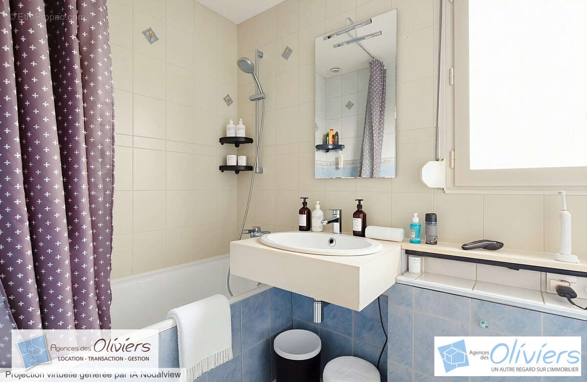 Maison à VOISINS-LE-BRETONNEUX