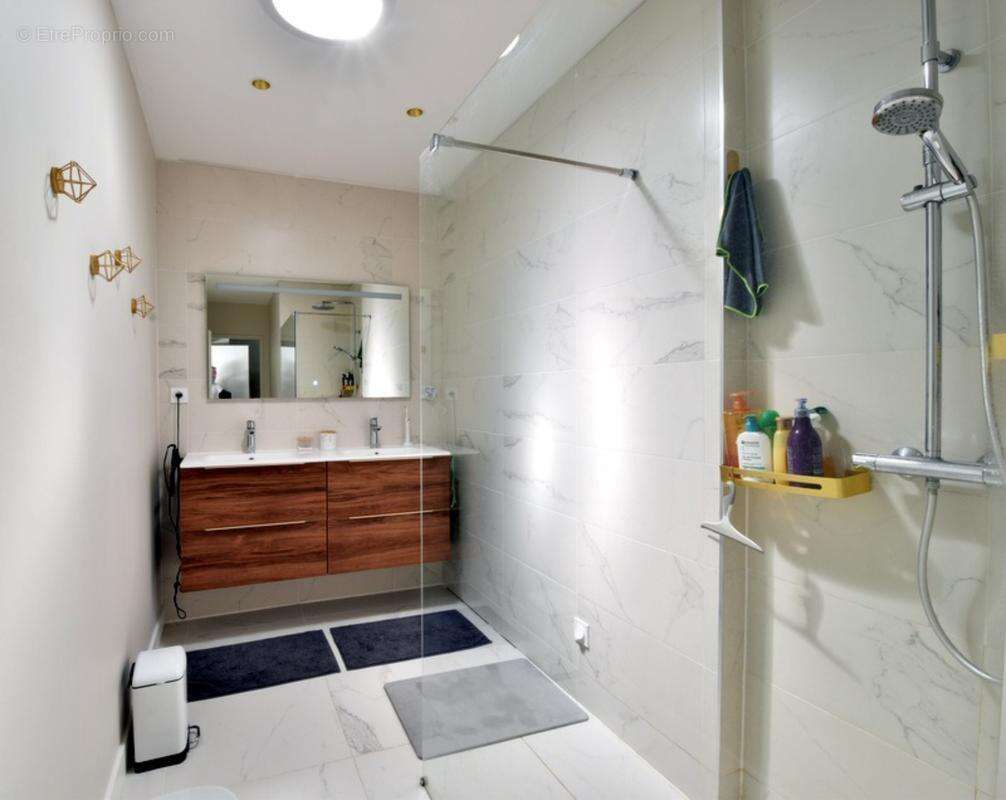 Exclusivité - maison atypique rénovée – 5 chambres – sous-sol complet – environnement privilégié - photo 12