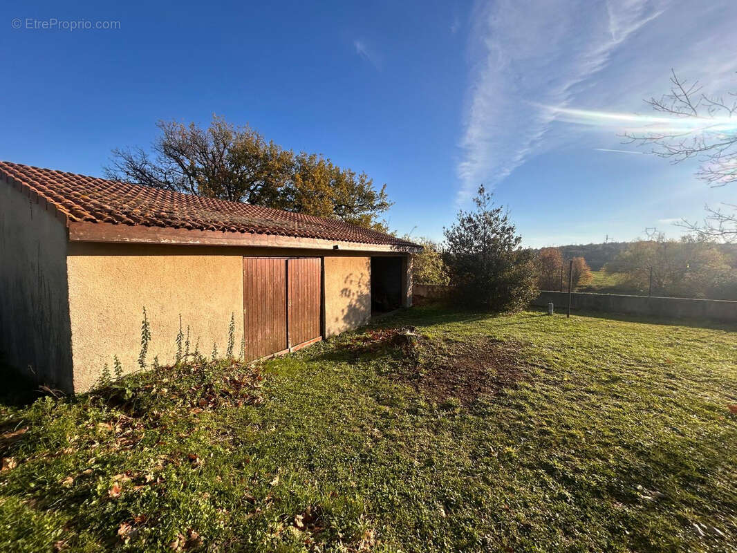 Maison à COLOMBIER-LE-CARDINAL