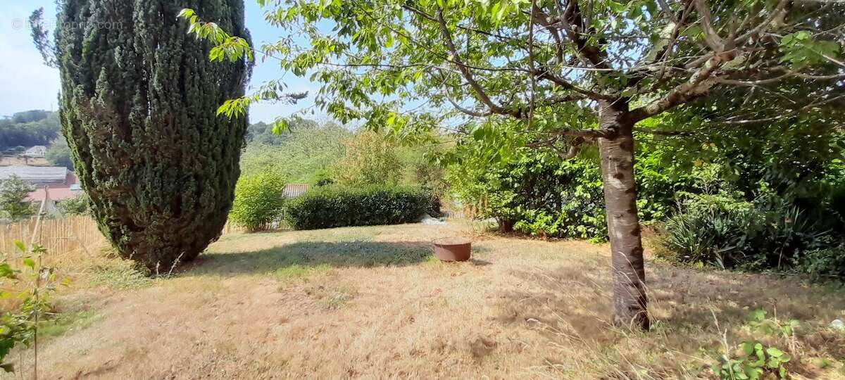Maison lumineuse  à Saint-Junien - photo 10