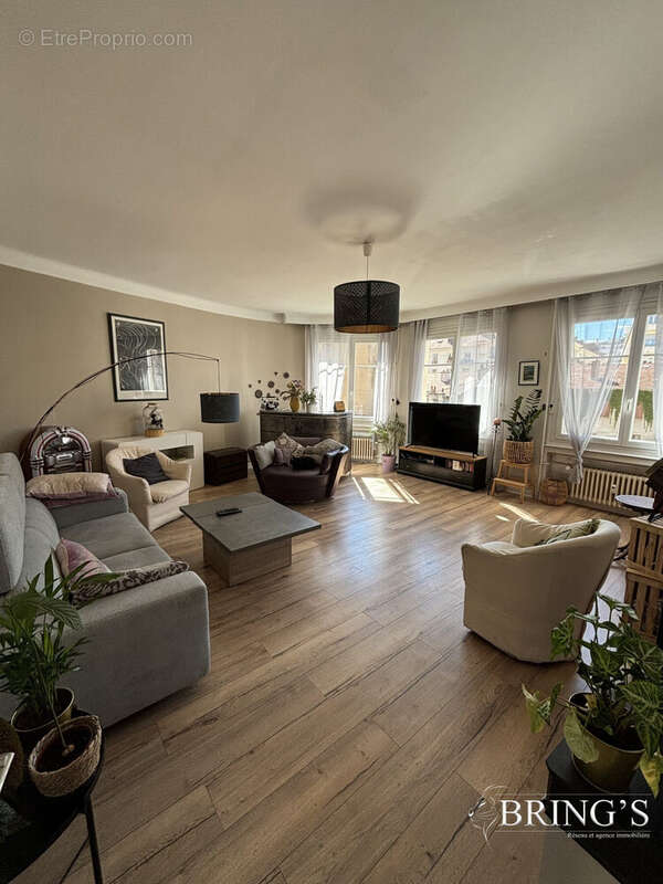 Appartement à SAINT-ETIENNE