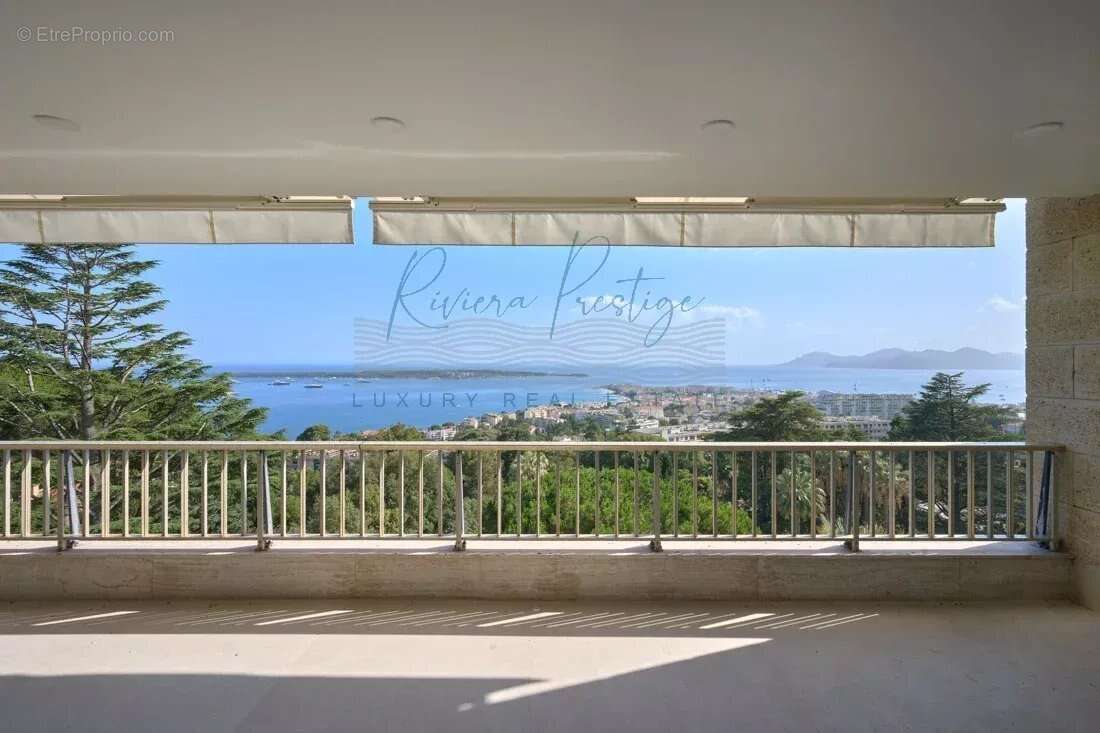 Appartement à CANNES