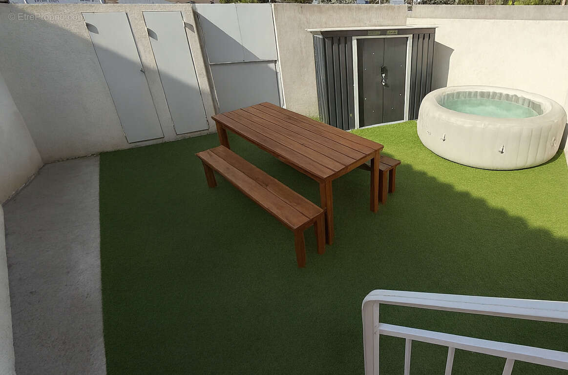 Maison à SOLLIES-PONT