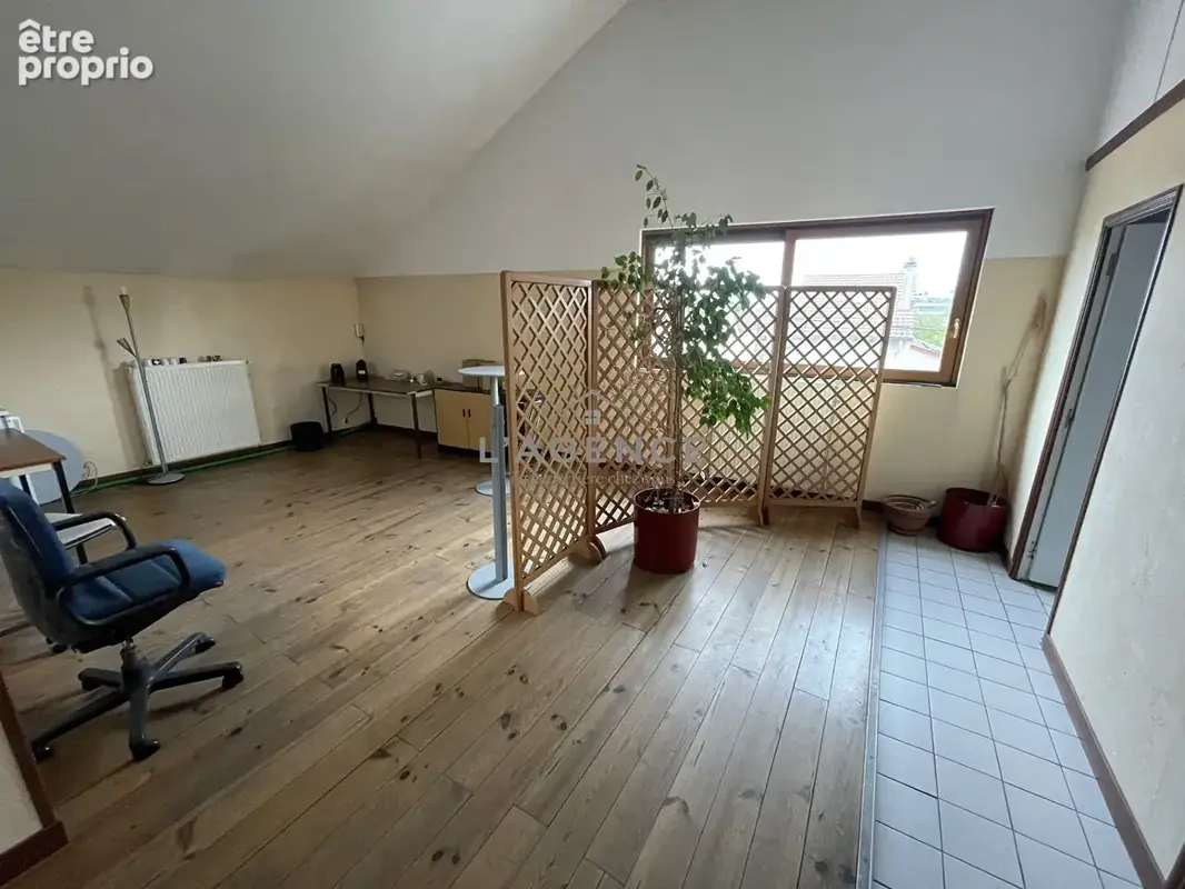 Local d'activité Argenteuil  CENTRE  640 m2 - photo 6