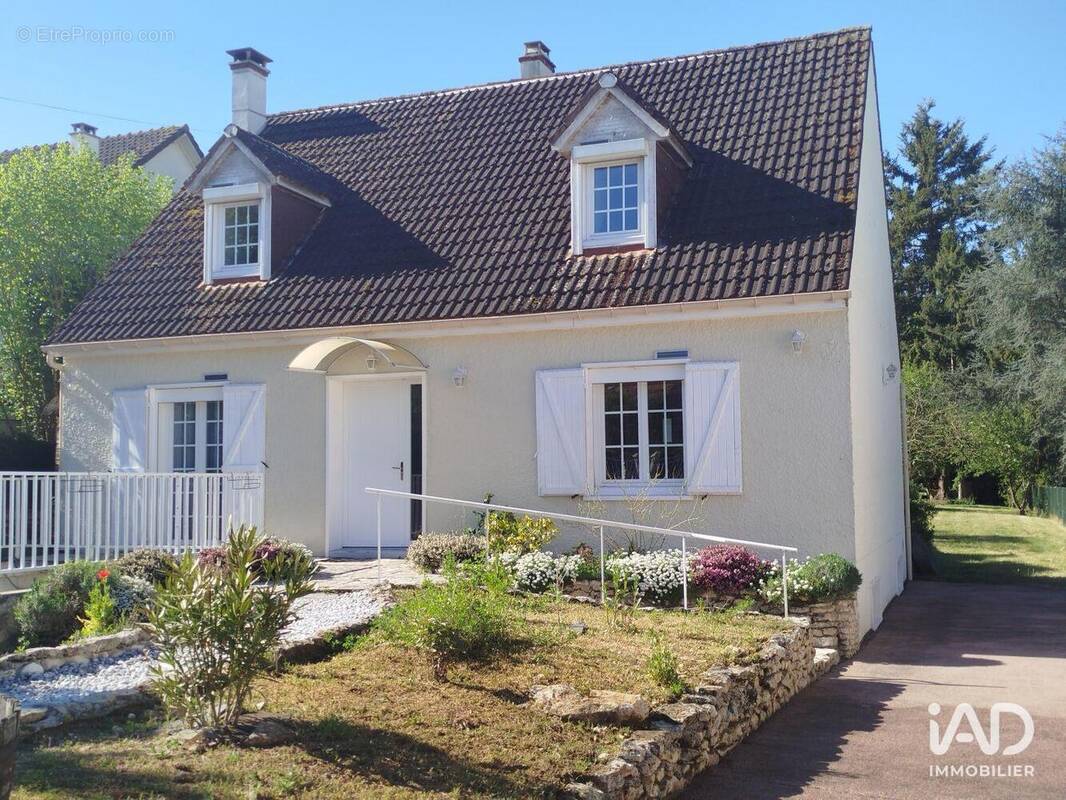 Photo 1 - Maison à FONTENAY-SUR-LOING