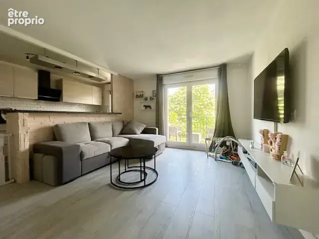 Chilly mazarin - appartement f3 de 55 m2 - excellent etat - balcon - standing - ascenseur - photo 6