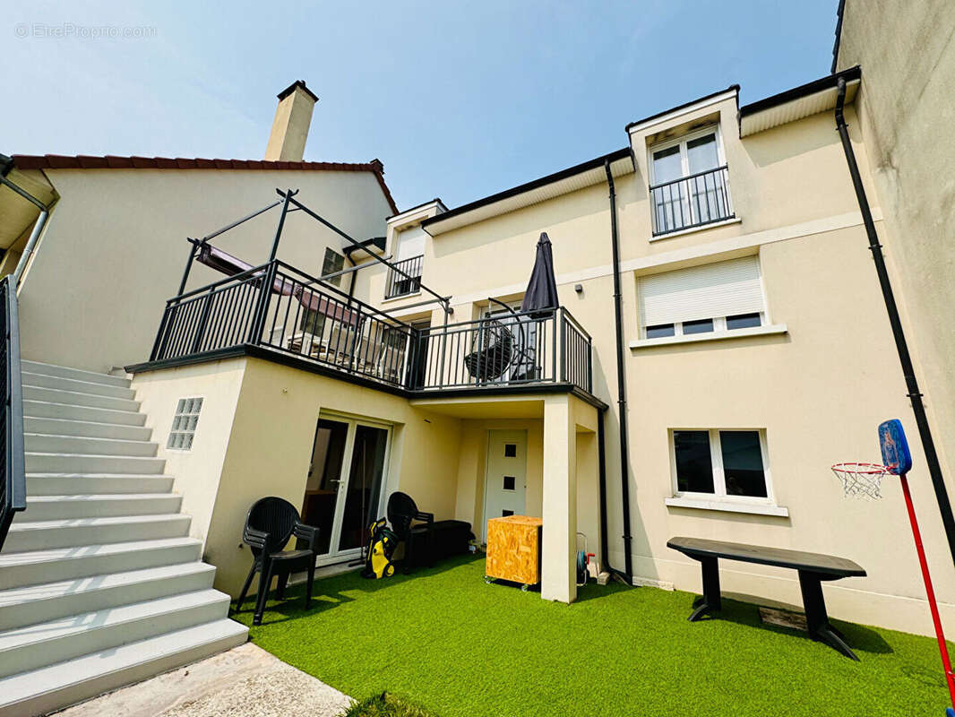 Maison à ATHIS-MONS