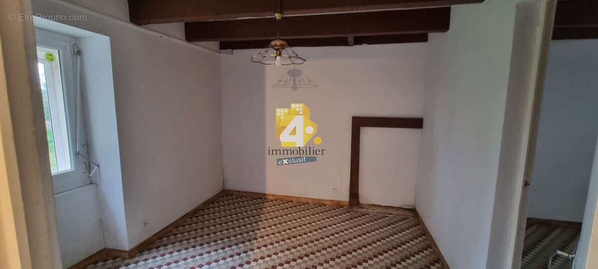 Maison à SAINTE-ANNE-SUR-BRIVET