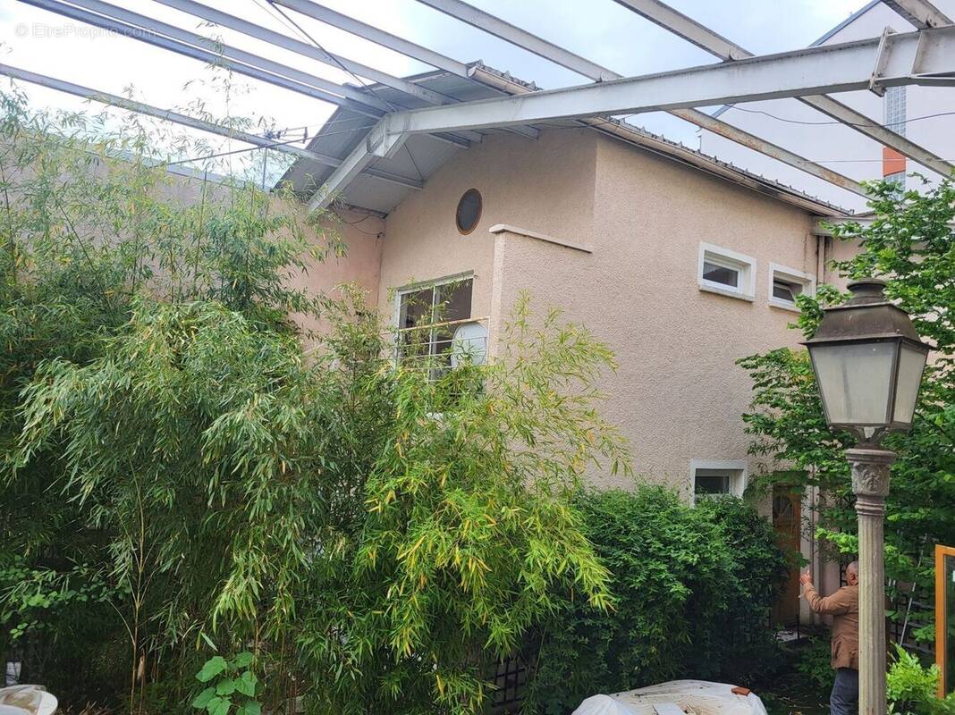 Appartement à AUBERVILLIERS