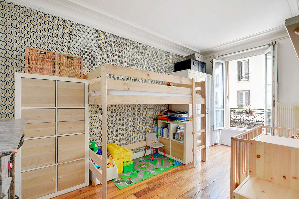 Appartement à PARIS-19E