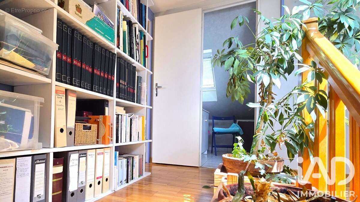 Maison 121 m² à Erce-Pres-Liffre  - photo 9