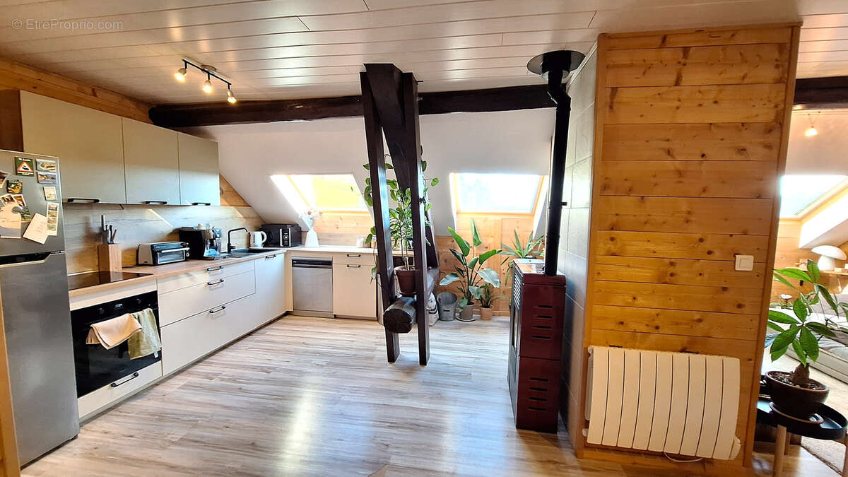 Appartement à REMORAY-BOUJEONS