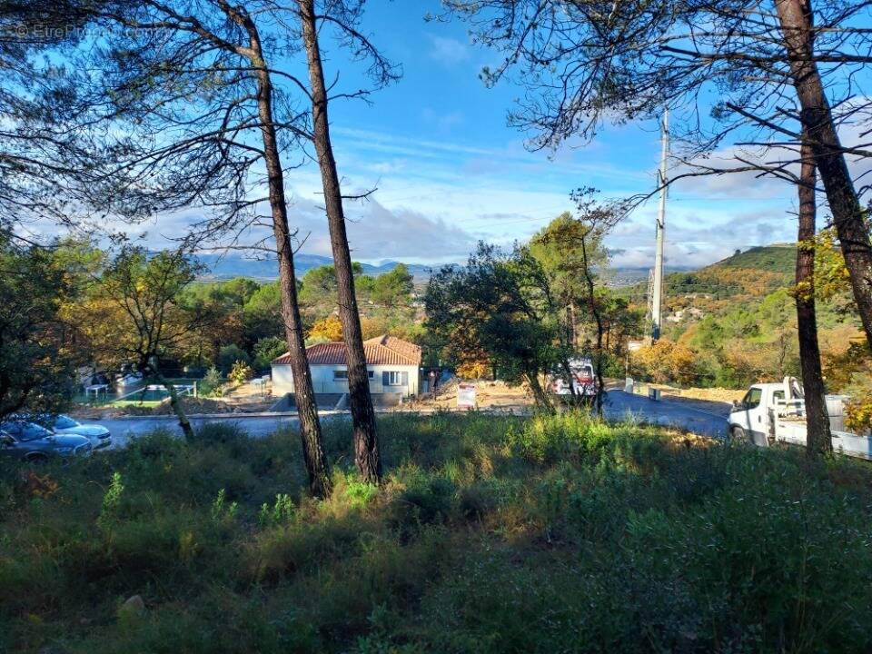Terrain à ROCBARON