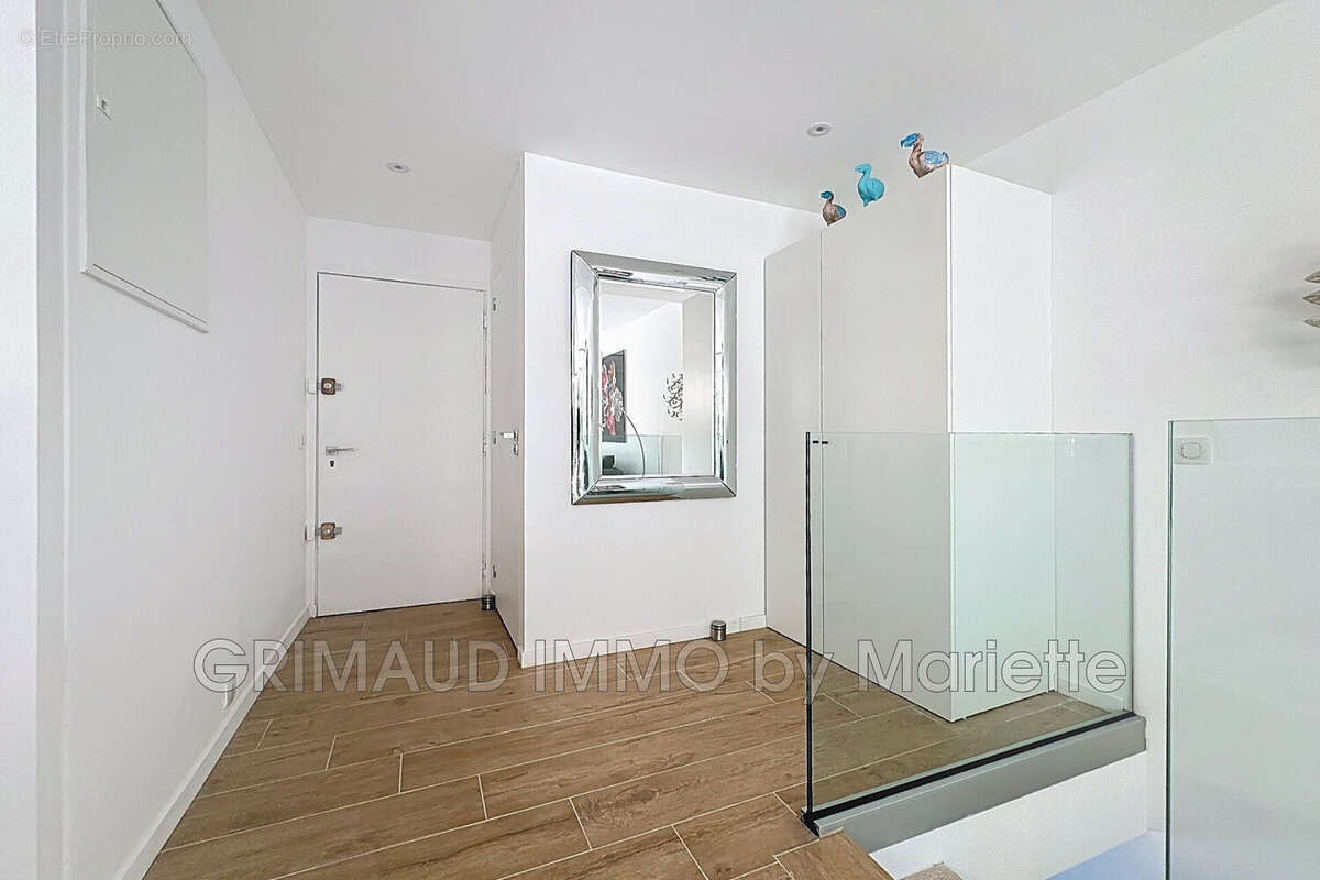 Appartement à SAINT-TROPEZ