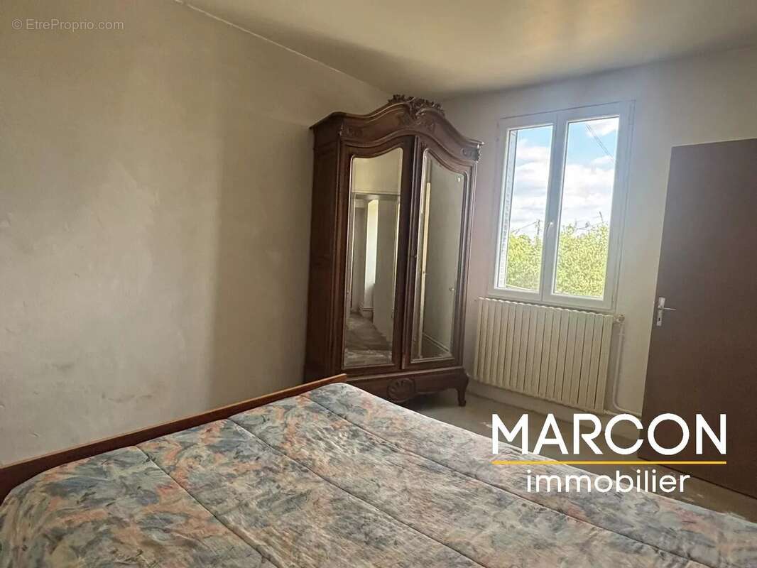 Maison à LE GRAND-BOURG