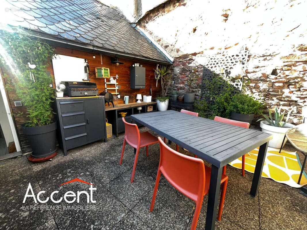 Rodez cœur de ville   maison de charme avec terrasse panoramique & appartement indépendant - photo 7