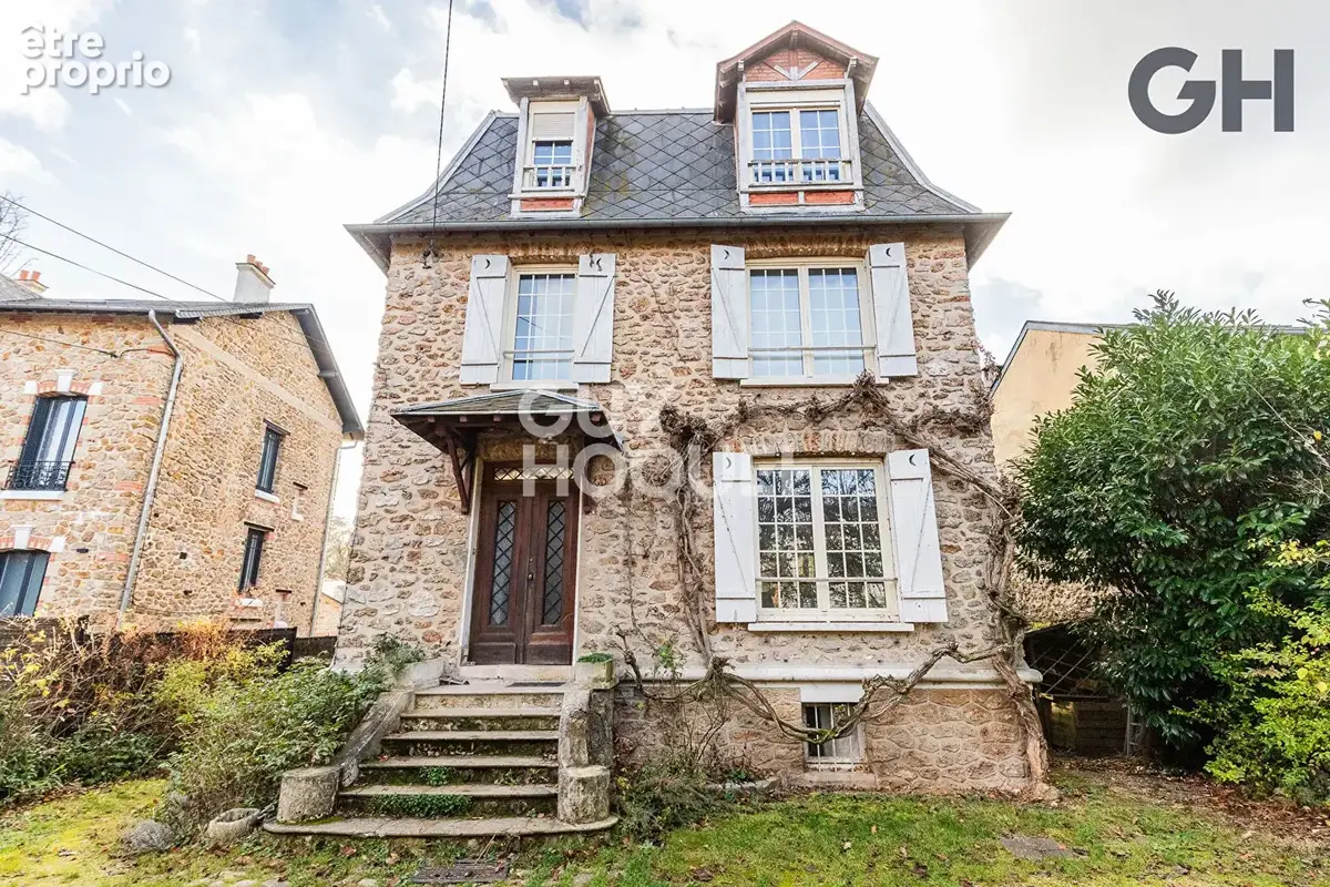 Maison à SOISY-SUR-SEINE