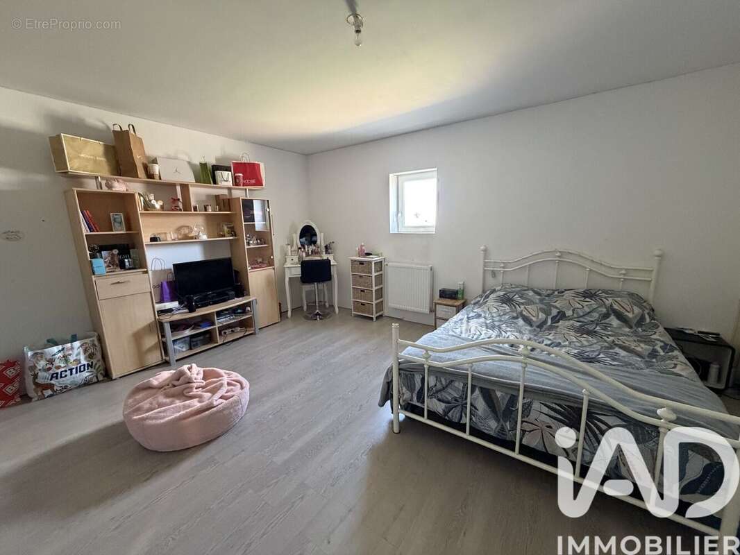 Maison 208 m² à Wassy  - photo 5
